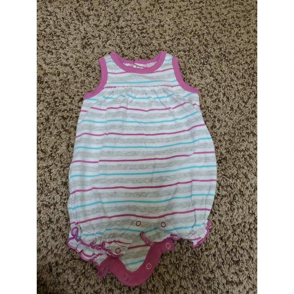 Girl's 0-3 month striped romper Old Navy summer